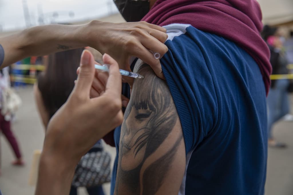 vacunación a personas de 18 a 29