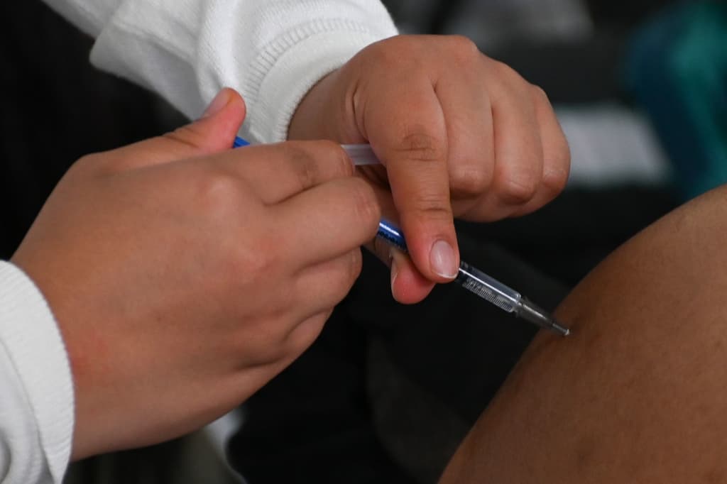 efectos secundarios de la vacuna moderna