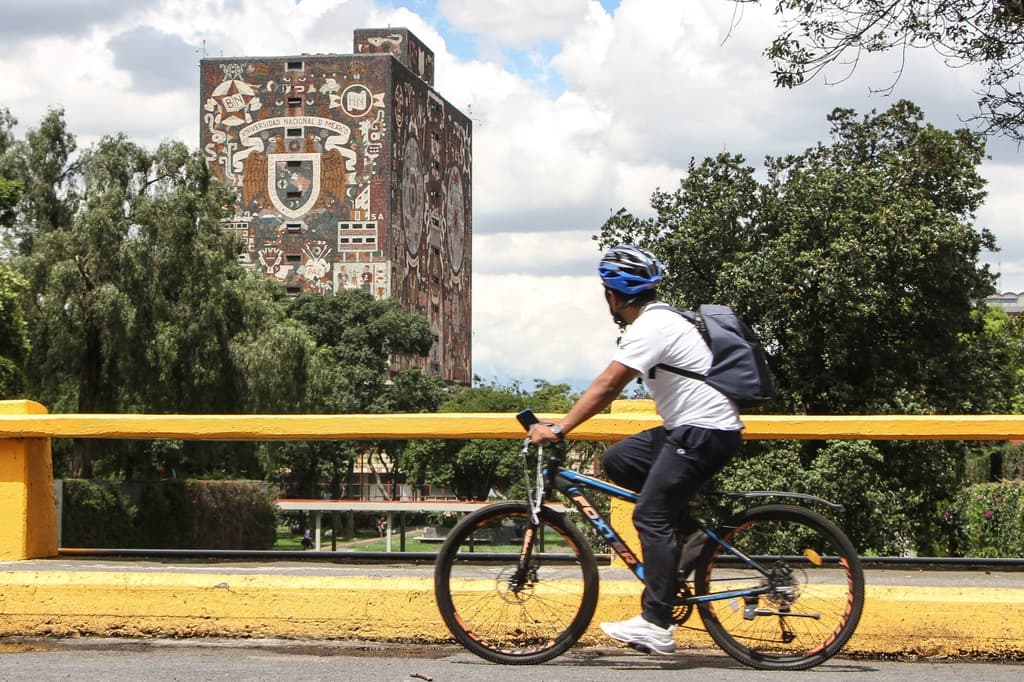 vacunación a estudiantes