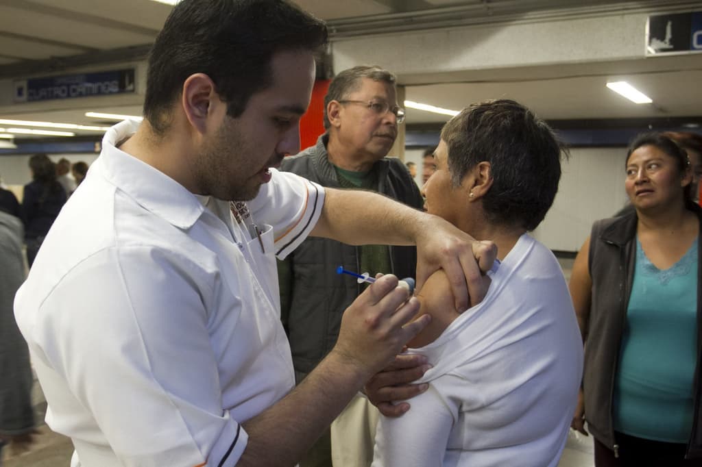 vacunación contra covid en el Metro