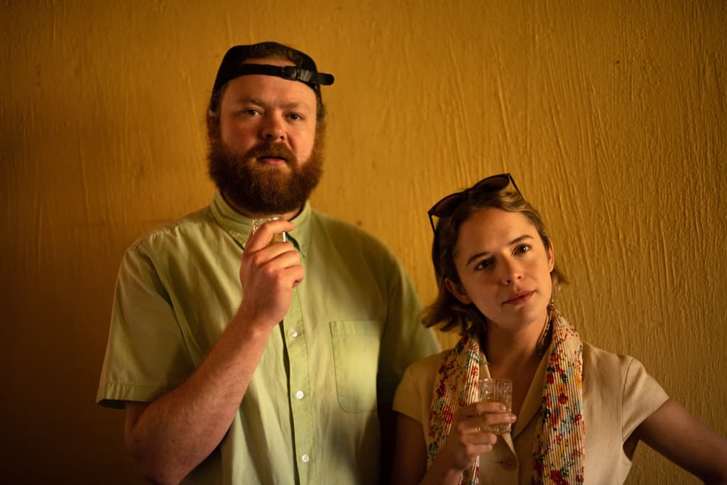 Buen salvaje, la sátira entre gringos y mexicanos que incomoda, divierte y hace pensar | Foto: Corazón Films 