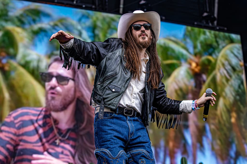 Carlos Sadness Vive Latino 2026