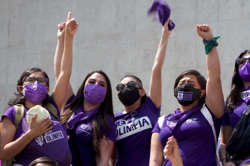 Mujeres marchando en el 8M.