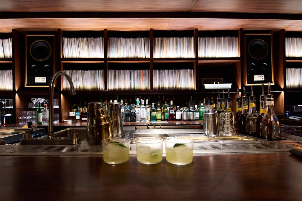 Shhh, un bar para escuchar música mientras disfrutas de un trago