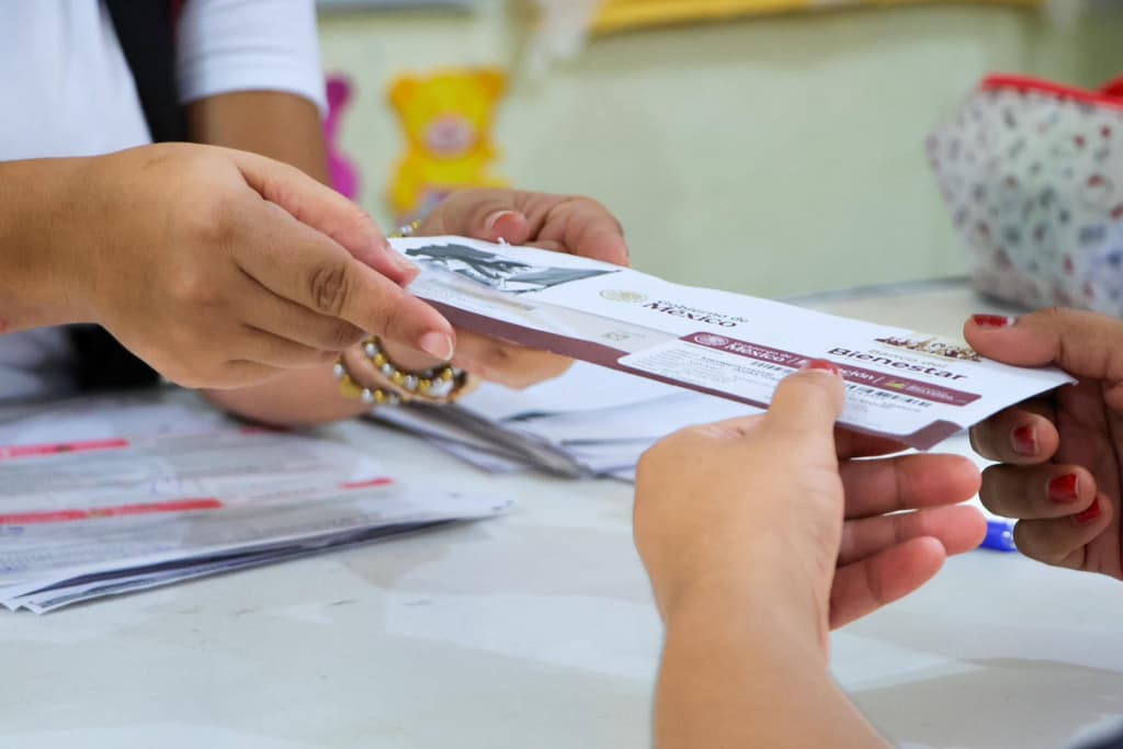 ¿Cuándo pagan la Beca Rita Cetina? Hoy comienza a caer el dinerito; checa el calendario completo