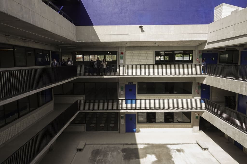 墨西哥城伊斯塔帕拉帕新教育综合体启用,惠及四千学生