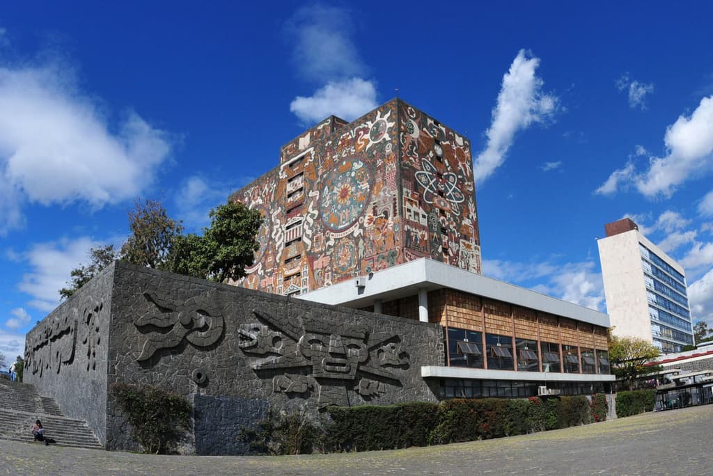 UNAM regresa a clases