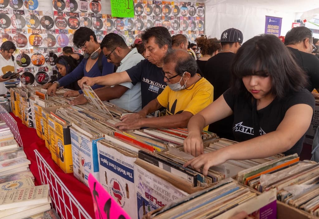 Libros desde $10 en CDMX: lánzate al Gran Remate en Monumento a la Revolución | Foto: Cuartoscuro