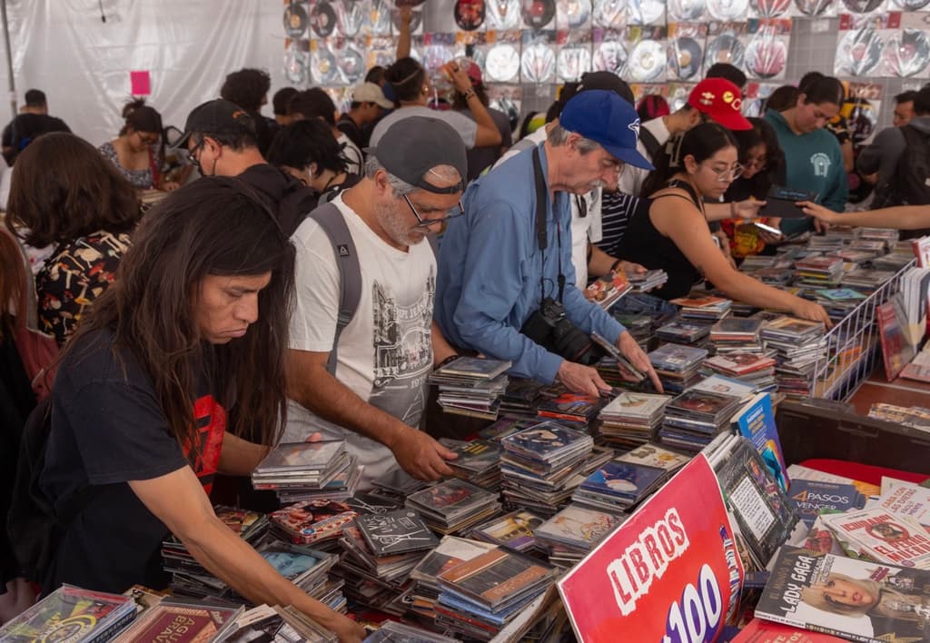 Libros desde $10 en CDMX: lánzate al Gran Remate en Monumento a la Revolución | Foto: Cuartoscuro