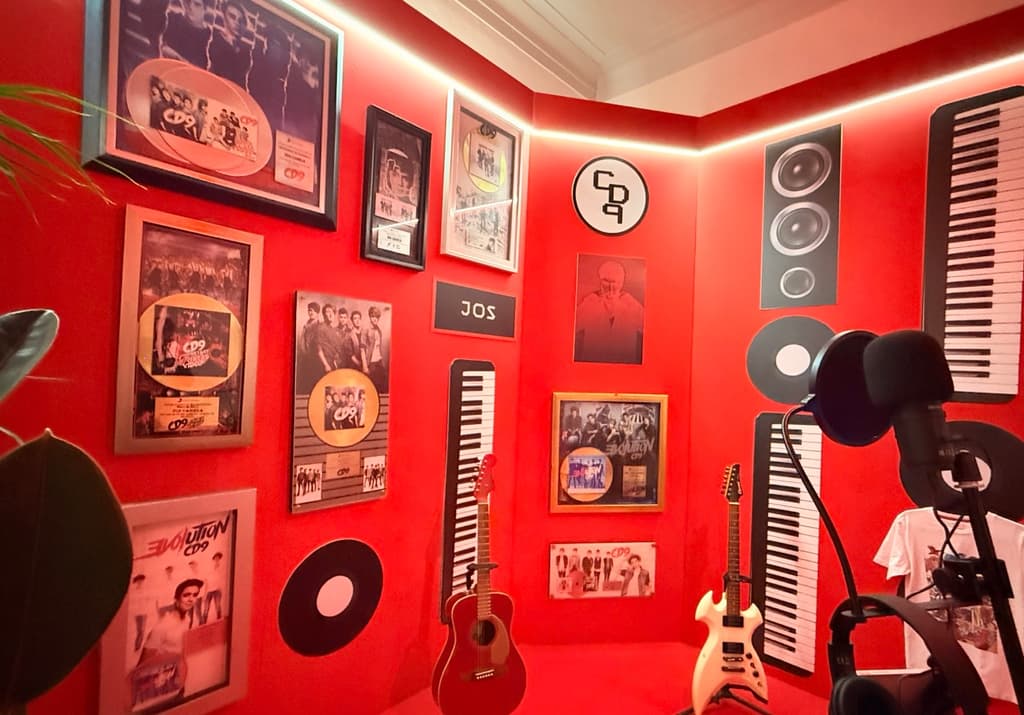 Qué hay en la Casa de CD9: cuartos temáticos, memorabilia y nuevo single | Foto: Liz Basaldúa 
