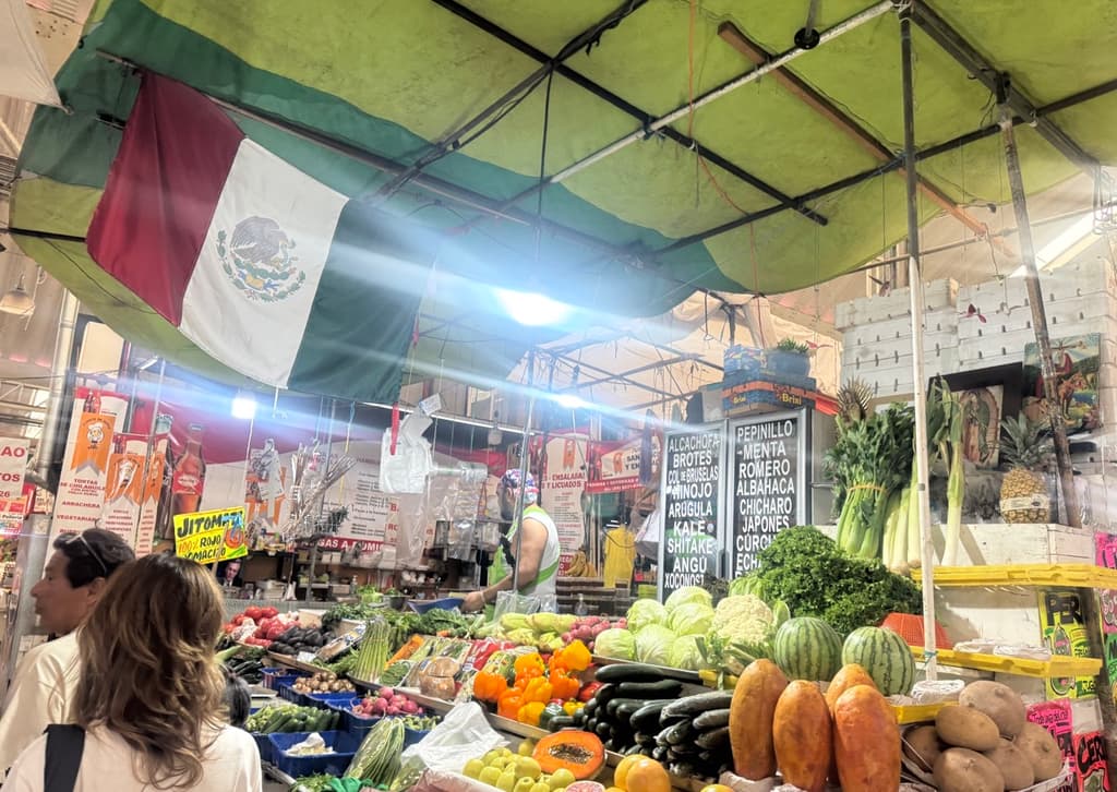 Mercado de Medellín en CDMX: Lo que debes saber de La pequeña Habana | Foto: Liz Basaldúa 