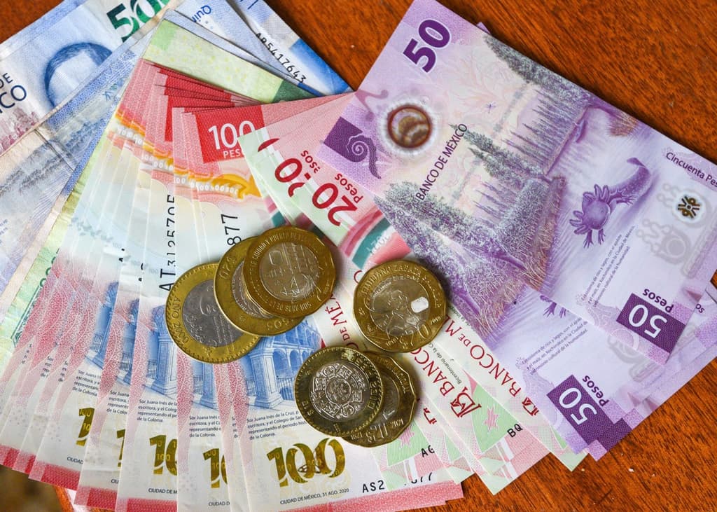 Cómo aprovechar tu aguinaldo 2024: tips para cuidarlo y gastarlo sin culpa | Foto: Cuartoscuro