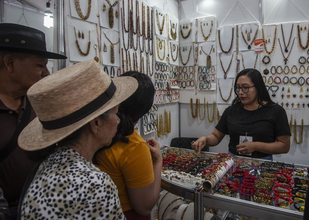 ¿Qué hacer en CDMX este fin de semana? Ve a la Expo Ámbar de Chiapas en el Monumento a la Revolución
