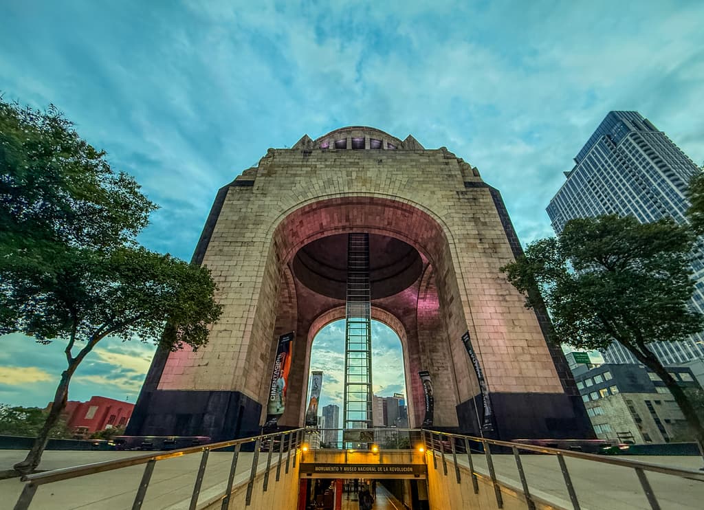 Un día para enamorarte de CDMX: Ruta Centro Histórico, Reforma y Roma