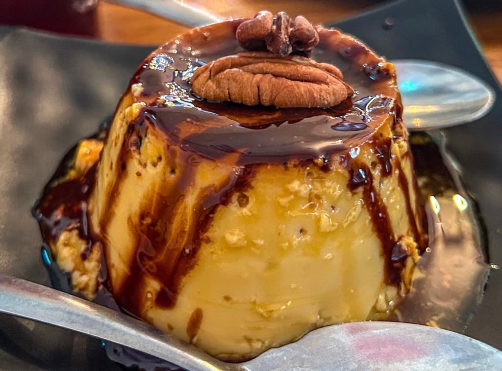 Flan con nuez.