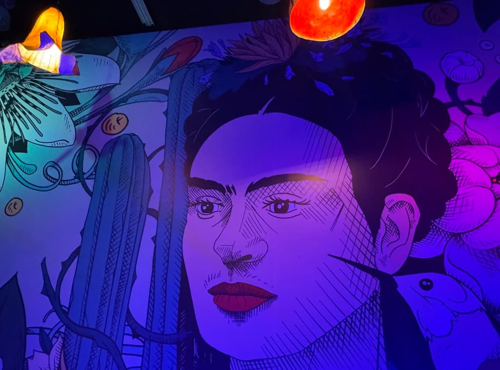 Así es la exposición inmersiva de Frida Kahlo: La vida de un ícono | Foto: Liz Basaldúa 