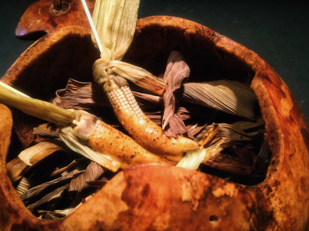 Elotes con mayonesa de hormiga chicatana de Pujol