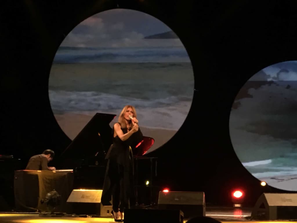 ely guerra en el teatro de la ciudad