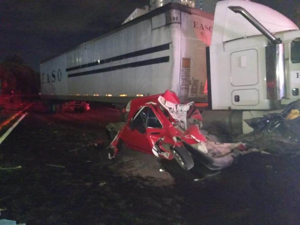 tráiler del accidente en santa fe