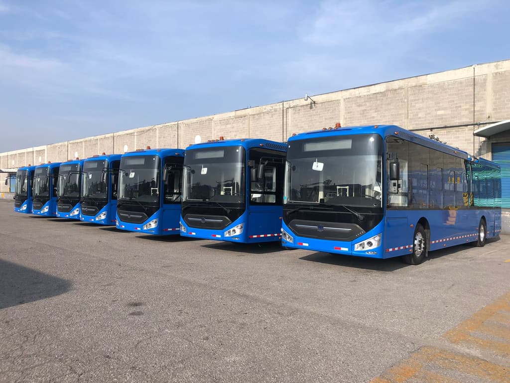 autobuses del trolebús elevado