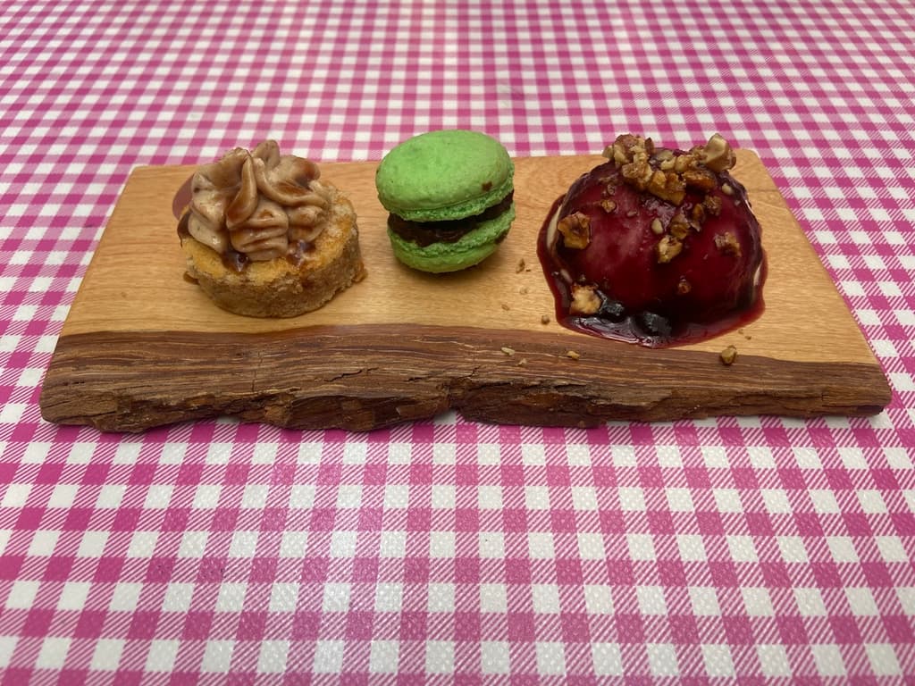 Más allá de la nogada El ciruelo Bakery