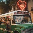 Pulque, juguetes y hotel: llega el Tour del Amor en microbús para San Valentín en CDMX