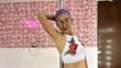 ¡A sus 88 años! Doña Mary hace pole dance y no le tiene miedo al tubo: “No me rindo”