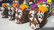Calaveritas de chocolate: el dulce oficio que acompaña las ofrendas de Día de Muertos en la CDMX