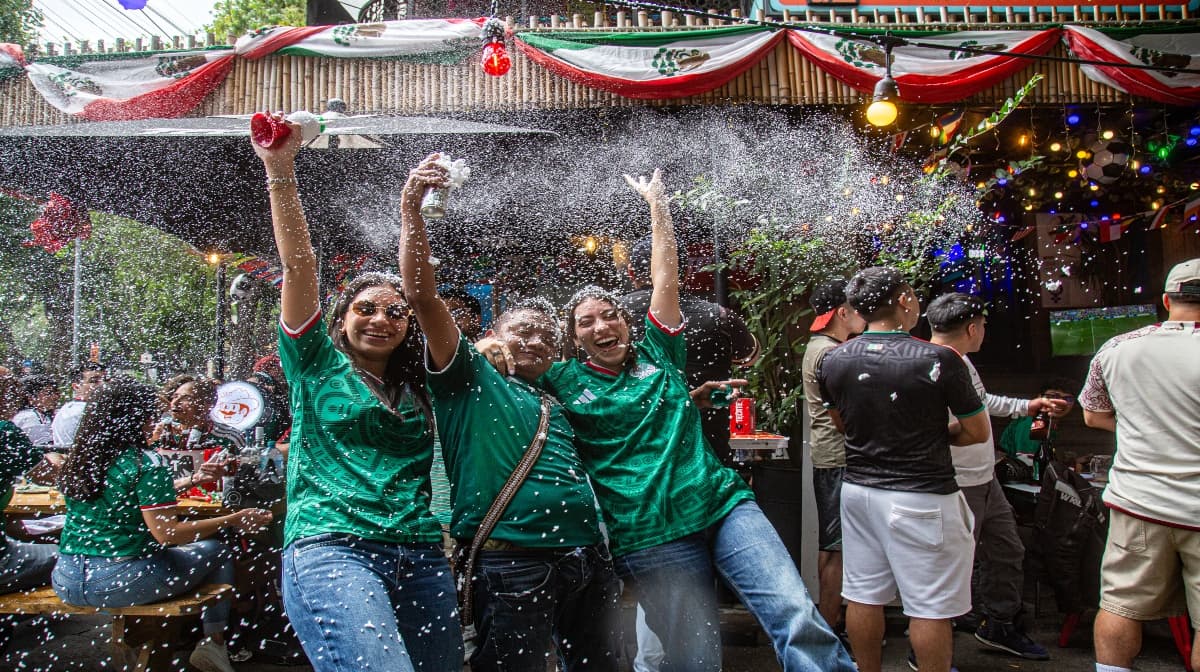 El Mundial sí dejó lana a los negocios de Santa Úrsula