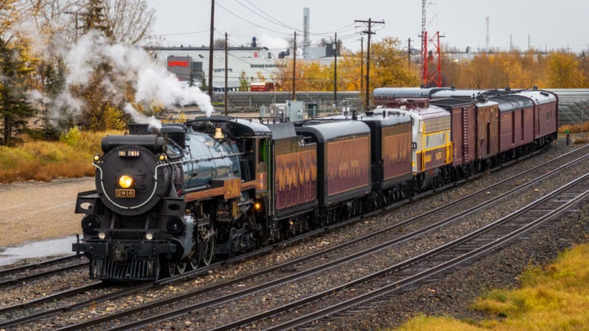 Locomotora Empress 2816 en CDMX.