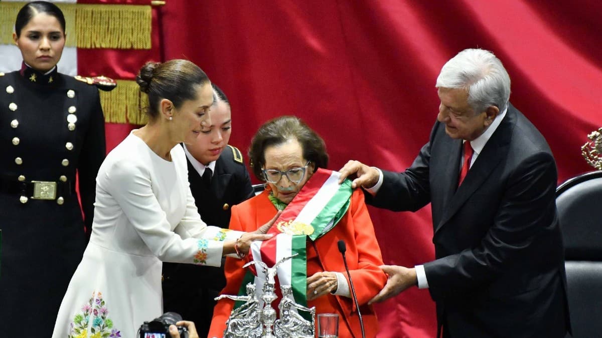 Muere Ifigenia Martínez