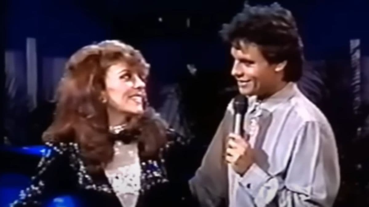 Juan Gabriel y Verónica Castro en el programa Mala noche... ¡no!.