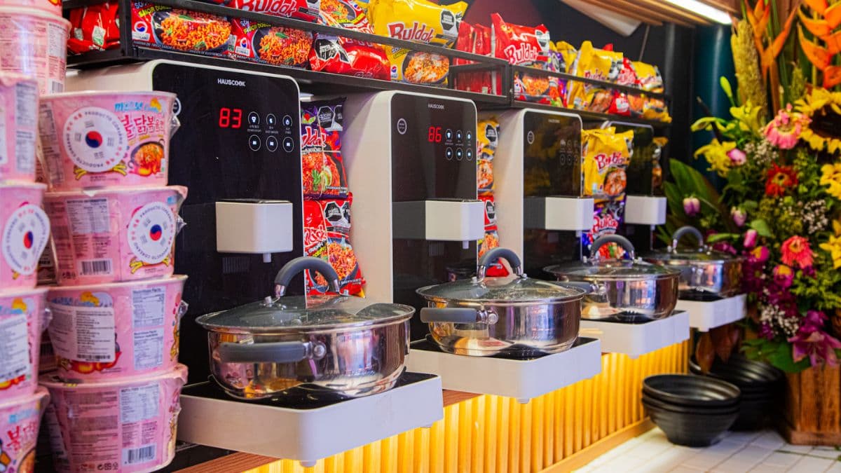 Mercado Barrio Chino en CDMX, un lugar con locales de comida asiática.