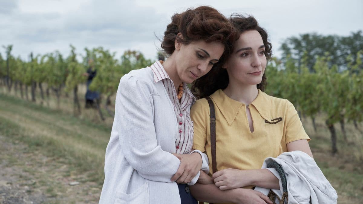 ¿Por qué ver Leonora con Olivia Vinall y Cassandra Ciangherotti como Remedios Varo?