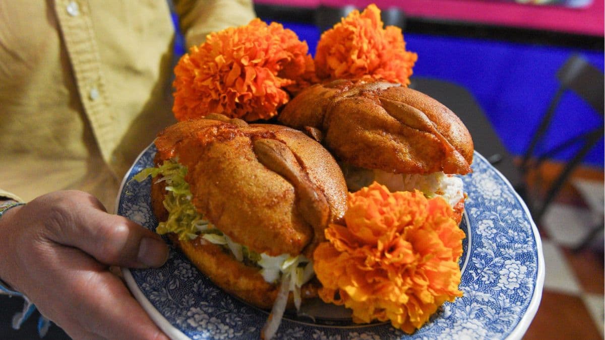 Vive el Día de Muertos con gastronomía tradicional a un súper precio.