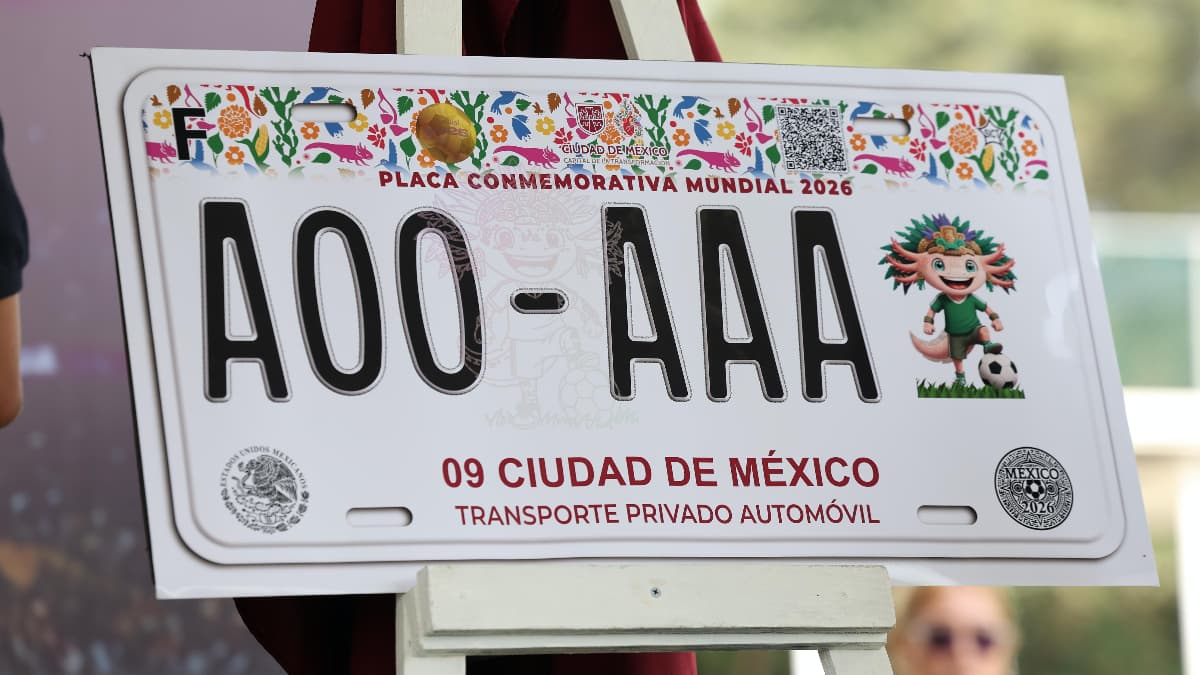 CDMX lanza placa vehicular conmemorativa del Mundial 2026: cuánto costará y cuándo podrás comprarla