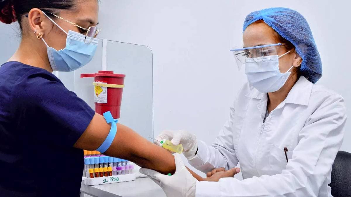 Estudios de laboratorio gratis en la Utopía Mixiuca de CDMX