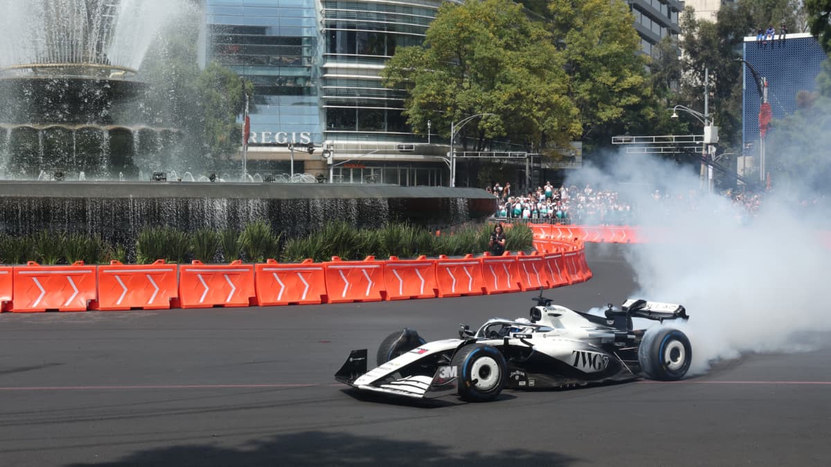 Showrun de Checo Pérez en CDMX