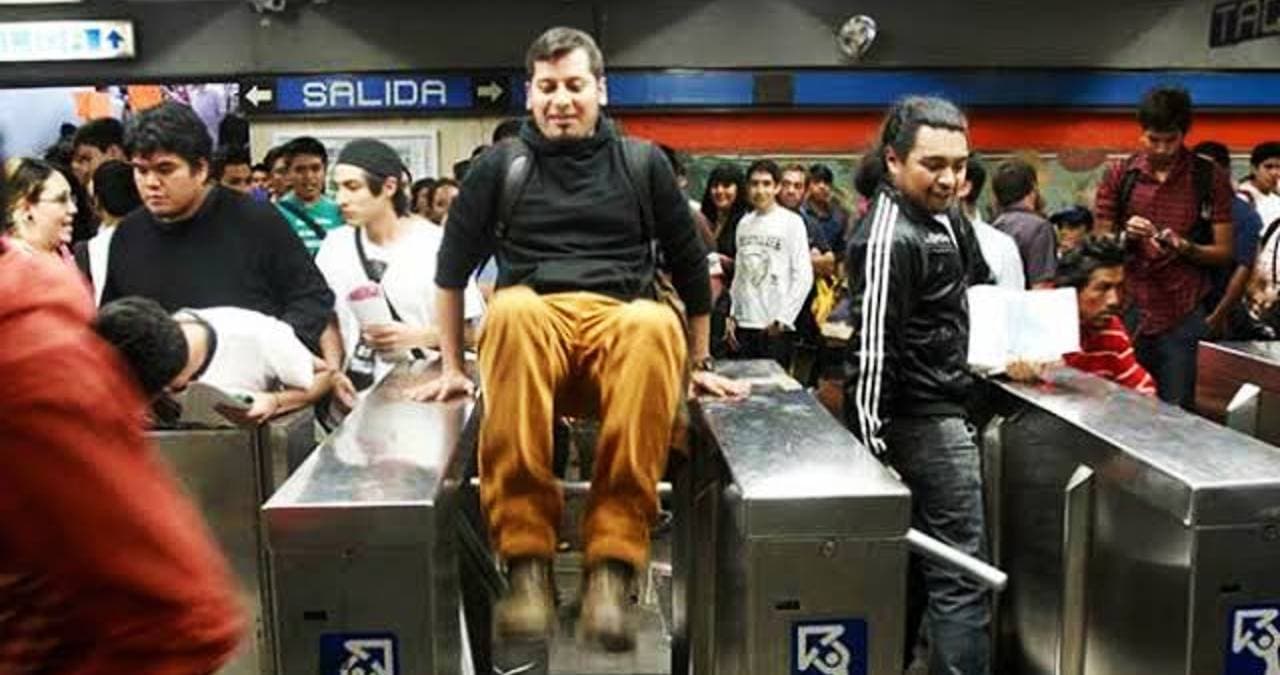 Metro de CDMX gratis por protesta de la CNTE