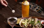 Un bar oculto, con look de medio oriente y tragos encantadores