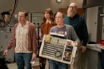 Stuart no logra salvar el universo: la nueva serie spin-off de The Big Bang Theory promete ser ideal para geeks