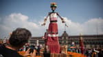 Ofrenda Monumental del Zócalo 2026 busca romper el récord de la Catrina más alta del mundo