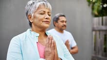 Descubre este club de adultos mayores con talleres de meditación y danzaterapia en CDMX