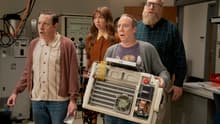 Stuart no logra salvar el universo: la nueva serie spin-off de The Big Bang Theory promete ser ideal para geeks