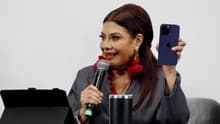 CDMX impulsa regulación del uso de celulares en las escuelas: presenta decálogo para cuidar a las infancias