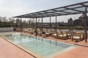 Lánzate a este hotel boutique con terraza, comida y artesanías mexicanas en la CDMX