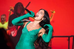 Todo bien con Dua Lipa: ella está donde debe de estar
