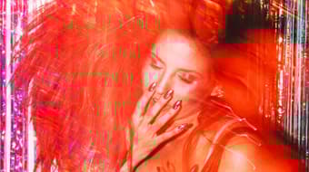 Deseo, poder y negligencia emocional: Las claves de  la obra Julia en CDMX