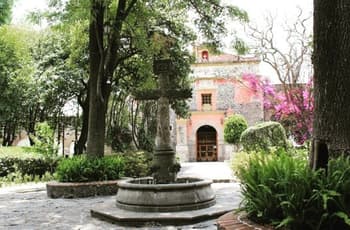 Mixcoac, Tlatelolco y más: recorre la CDMX con los Paseos Culturales del INAH