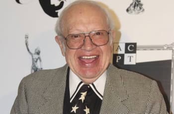 ¿Quién fue Eduardo Manzano “El Polivoz”?